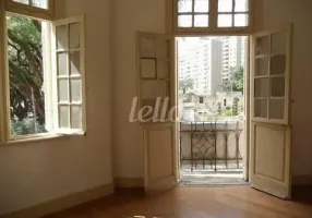 Foto 1 de Casa com 2 Quartos para alugar, 60m² em Consolação, São Paulo