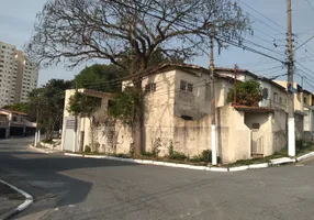 Foto 1 de Casa com 4 Quartos à venda, 195m² em Vila Cleonice, São Paulo