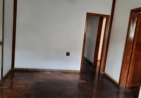 Foto 1 de Casa com 3 Quartos à venda, 230m² em Padre Eustáquio, Belo Horizonte