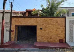 Foto 1 de Casa com 2 Quartos à venda, 90m² em Alagadiço Novo, Fortaleza