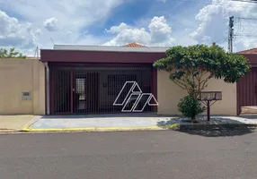 Foto 1 de Casa com 5 Quartos para venda ou aluguel, 450m² em Somenzari, Marília