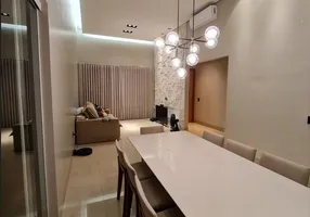 Foto 1 de Casa de Condomínio com 3 Quartos à venda, 193m² em Jardim Botânico, Uberlândia