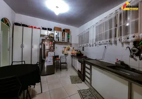 Foto 1 de Casa com 3 Quartos à venda, 73m² em Afonso Pena, Divinópolis