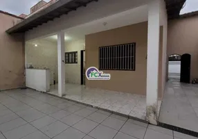Foto 1 de Casa com 3 Quartos à venda, 160m² em Jardim Corumbá, Itanhaém