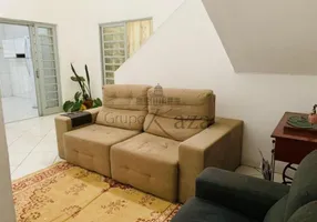 Foto 1 de Casa com 4 Quartos à venda, 180m² em Vila Paiva, São José dos Campos