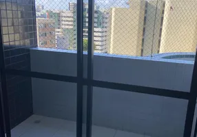 Foto 1 de Apartamento com 2 Quartos para alugar, 50m² em Jatiúca, Maceió