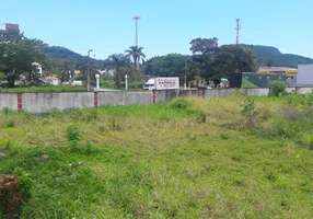 Foto 1 de Lote/Terreno à venda, 395m² em Praia de Fora, Palhoça