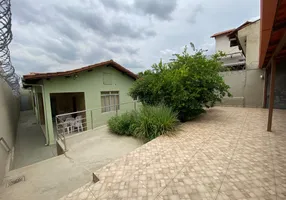 Foto 1 de Casa com 4 Quartos à venda, 360m² em Jardim Montanhês, Belo Horizonte