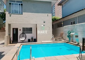 Foto 1 de Sobrado com 3 Quartos para alugar, 240m² em Boqueirão, Santos