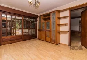 Foto 1 de Casa com 3 Quartos para alugar, 280m² em Petrópolis, Porto Alegre