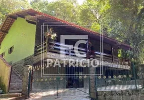 Foto 1 de Casa de Condomínio com 3 Quartos à venda, 270m² em Limoeiro, Guapimirim