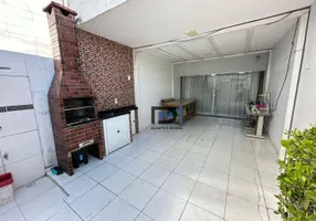 Foto 1 de Casa com 2 Quartos à venda, 80m² em Jardim Bandeirante, Maracanaú