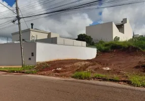 Foto 1 de Lote/Terreno com 1 Quarto à venda, 401m² em Vila Nasser, Campo Grande