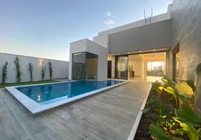 Foto 1 de Casa de Condomínio com 3 Quartos à venda, 292m² em Alphaville, Uberlândia