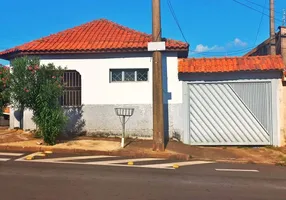 Foto 1 de Casa com 2 Quartos para alugar, 70m² em Vila Claudia, Limeira