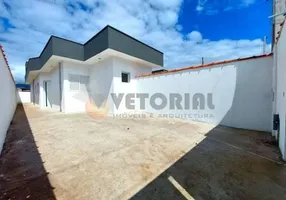 Foto 1 de Casa com 2 Quartos à venda, 75m² em Balneario Recanto do Sol, Caraguatatuba