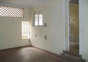 Foto 1 de Casa com 4 Quartos à venda, 180m² em Santo Antônio, Belo Horizonte