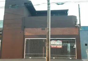 Foto 1 de Sobrado com 7 Quartos à venda, 207m² em Centro, Araraquara