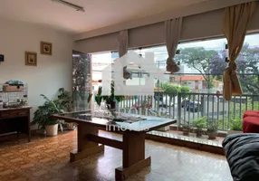 Foto 1 de Sobrado com 4 Quartos para alugar, 350m² em Jardim Bela Vista, Santo André