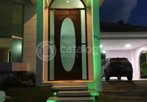 Foto 1 de Casa de Condomínio com 3 Quartos para alugar, 400m² em Parque Do Jiqui, Parnamirim