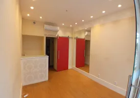 Foto 1 de Ponto Comercial com 1 Quarto à venda, 28m² em Catete, Rio de Janeiro