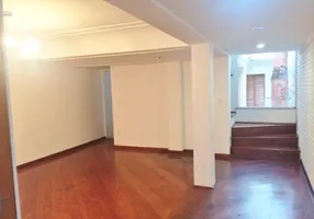 Foto 1 de Casa com 2 Quartos à venda, 114m² em Campo Belo, São Paulo