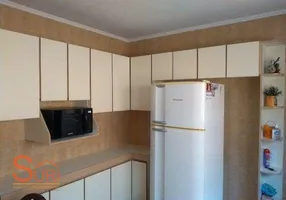 Foto 1 de Casa com 2 Quartos à venda, 180m² em Jardim Guapituba, Mauá