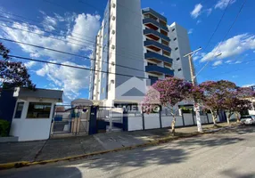 Foto 1 de Apartamento com 3 Quartos à venda, 105m² em Vila Indiana, Guaratinguetá