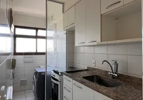 Foto 1 de Apartamento com 2 Quartos à venda, 59m² em Glória, Macaé