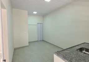 Foto 1 de Casa com 2 Quartos para alugar, 45m² em Vila Carrão, São Paulo