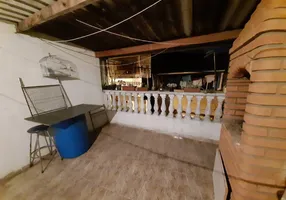 Foto 1 de Casa com 2 Quartos à venda, 80m² em Canhema, Diadema