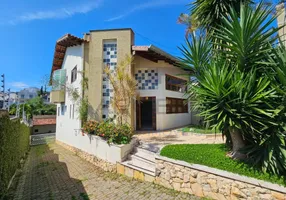 Foto 1 de Sobrado com 3 Quartos para venda ou aluguel, 326m² em Vila Oliveira, Mogi das Cruzes