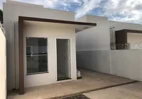 Foto 1 de Casa com 2 Quartos à venda, 72m² em Uvaranas, Ponta Grossa