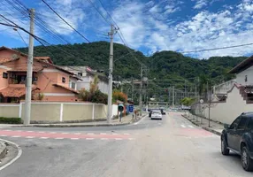 Foto 1 de Lote/Terreno à venda, 360m² em Piratininga, Niterói