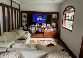 Foto 1 de Casa com 5 Quartos à venda, 330m² em Grajaú, Rio de Janeiro