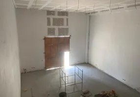 Foto 1 de Ponto Comercial para alugar, 300m² em Vila Galvão, Guarulhos