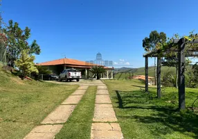 Foto 1 de Fazenda/Sítio com 6 Quartos à venda, 1000m² em Jaguari, São José dos Campos