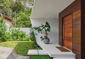 Foto 1 de Casa com 3 Quartos à venda, 200m² em Quarteirão Ingelhein, Petrópolis