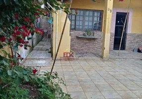 Foto 1 de Casa com 4 Quartos à venda, 80m² em Rio Escuro, Ubatuba