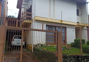 Foto 1 de Casa com 5 Quartos à venda, 320m² em Cinquentenário, Caxias do Sul