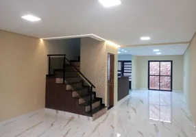 Foto 1 de Sobrado com 3 Quartos à venda, 130m² em Parque Oratorio, Santo André