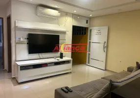 Foto 1 de Casa com 2 Quartos à venda, 70m² em Parque Uirapuru, Guarulhos