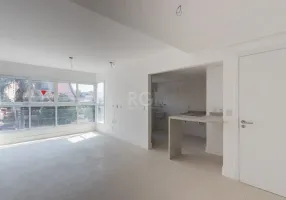 Foto 1 de Apartamento com 2 Quartos à venda, 70m² em Camaquã, Porto Alegre