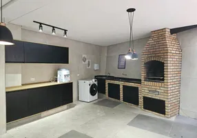 Foto 1 de Sobrado com 3 Quartos à venda, 210m² em Centro, Poá