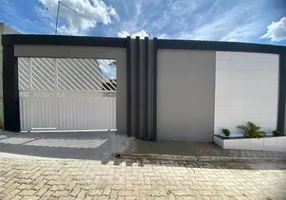 Foto 1 de Casa com 2 Quartos à venda, 99m² em Ahú, Curitiba