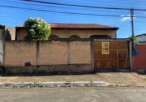 Foto 1 de Casa com 3 Quartos à venda, 170m² em Conjunto Riviera, Goiânia