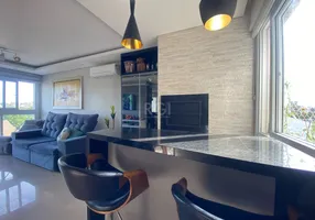 Foto 1 de Apartamento com 2 Quartos à venda, 82m² em Passo da Areia, Porto Alegre