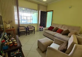 Foto 1 de Casa com 2 Quartos à venda, 165m² em Vila Scarpelli, Santo André