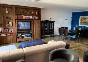 Foto 1 de Apartamento com 4 Quartos à venda, 200m² em Ingá, Niterói