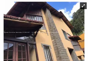 Foto 1 de Casa com 4 Quartos à venda, 220m² em Bingen, Petrópolis